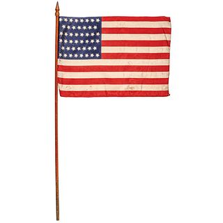 1907 Oklahoma Statehood 46-Star Printed Silk Hand-held Wooden Parade Flag w/Cap