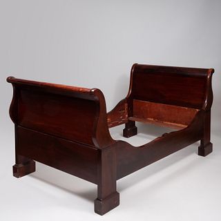 Classical Mahogany Sleigh Bed
