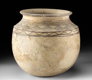 Tepe Giyan Bi-chrome Pottery Jar