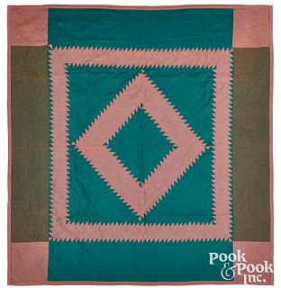 Amish sawtooth diamond quilt, early/mid 20th c.
