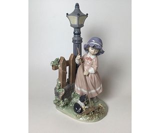 Lladro Figurine Girl with Lamp Post