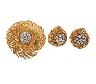 1960s 18k Gold Diamond Earrings Brooch Set