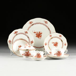 A ONE HUNDRED PIECE HEREND PORCELAIN "CHINESE BOUQUET" DINNER SERVICE, MARKED, MODERN,