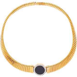 CHOKER WITH DIAMONDS AND RESIN IN 18K YELLOW GOLD Box clasp. Weight: 71.9 g. Length: 16" (41.0 cm)