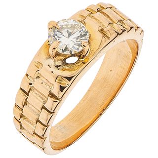 RING WITH DIAMOND IN 10K YELLOW GOLD  Weight: 5.3 g. Size: 7 ¼   1 Brilliant cut diamond ~0.50 ct Clarity:...