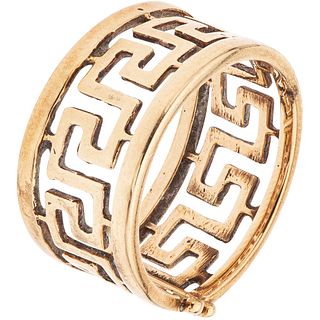 RING IN 14K YELLOW GOLD Open design. Weight: 4.6 g. Size: 7