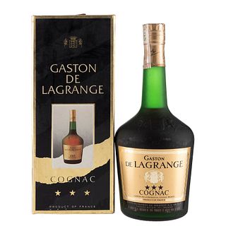 Gaston De Lagrange.Selección tres estrellas. Cognac. France. En presentación de 700 ml.