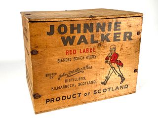 JOHNNIE WALKER RED 12 Mini Bottles in Wood Crate