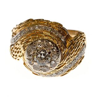 Diamond and 18k gold ring, La Triomphe