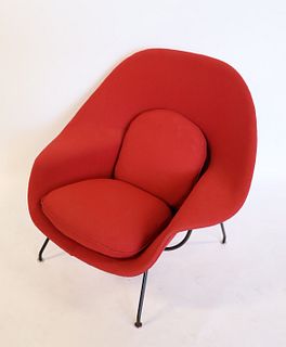 Midcentury Eero Saarinen Womb Chair.
