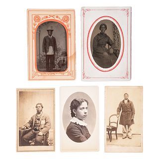 [CARTES DE VISITE & TINTYPES]. Portraits of African American men and women, comprising: 