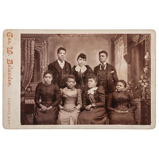 [PHOTOGRAPHY - PORTRAITURE]. Group of 6 photographs of African American subjects, comprising: 
