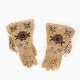 A Pair of Yakima Beaded 'Buffalo Bill' Gauntlet Gloves, ca. 1920