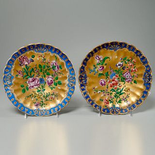 Fine pair antique Chelsea porcelain dishes