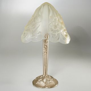 Rene Lalique (attrib), Art Deco table lamp