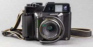 Fuji GS645 Pro Wide 60 Medium Format Camera