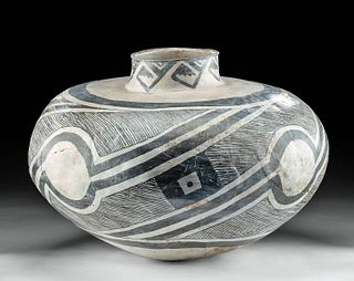 Huge Anasazi Pottery Olla - Kayenta Heartland