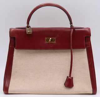 COUTURE. Hermes Toile Kelly Sellier 32 Purse.