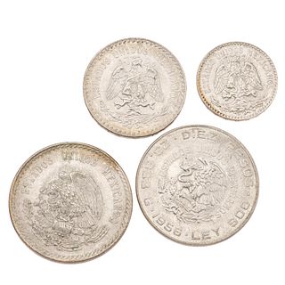 Cuatro monedas de plata .900 y .720. 1 Hidalgo, 1 Cuauhtémoc, 1 peso libertad y 50 centavos libertad. Peso: 83.7 g.