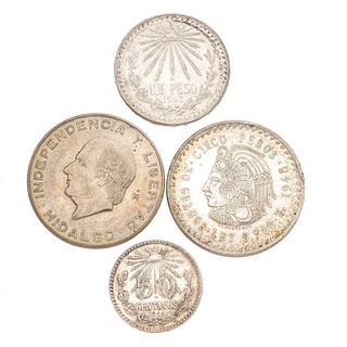 Cuatro monedas de plata .900 y .720. 1 Hidalgo, 1 Cuauhtémoc, 1 peso libertad y 50 centavos libertad. Peso: 83.9 g.