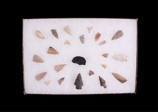 Middle Archaic Period Point & Scraper Collection