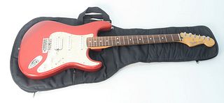 2005 Fender Stratocaster Guitar, serial #MZ5103185, Mexican made, HSS configuration, dearloid pickguard, candy apple red, length 30 inches.