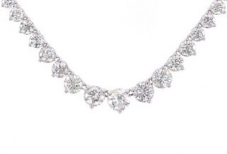 Stunning 10.80ct Graduated Diamond 18K Necklace