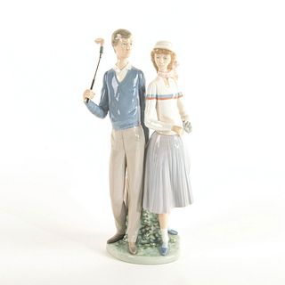 Golfing Couple 1001453 - Lladro Porcelain Figure