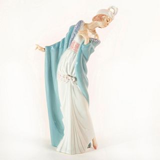 The Flirt 1005789 - Lladro Porcelain Figure
