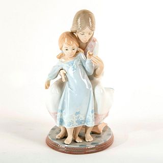 Tenderness 1001527 - Lladro Porcelain Figure