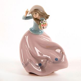 Blustery Day 1005588 - Lladro Porcelain Figure