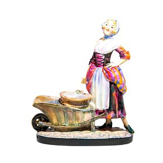 Rare Royal Doulton Figurine, Molly Malone HN1455