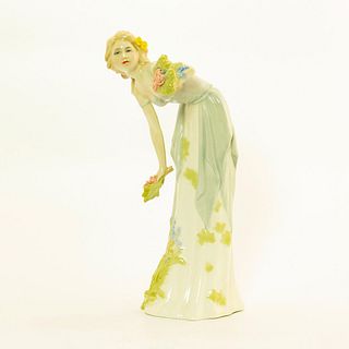 Summer's Darling HN3091 - Royal Doulton Figurine
