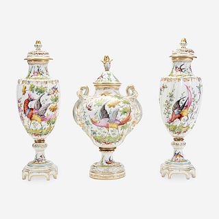 Three Chelsea Vases Decorated with Birds, Third quarter 18th century