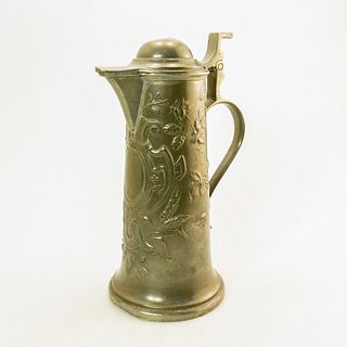 Metal Pitcher with with Hinged Lid