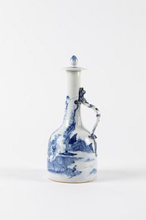 Blue and white porcelain bottle, 19th century China