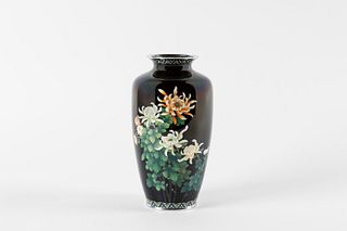 CloisonnÃ© vase, Japan, early 20th century
