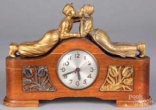 Mantel clock, with gilt figures