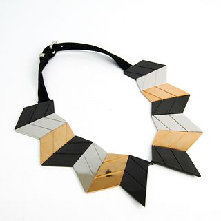 Louis Vuitton Crew Necklace 2013 Prefall Collection M65008 Leather,Metal Women's (Silver,Gold,Gunmetal)