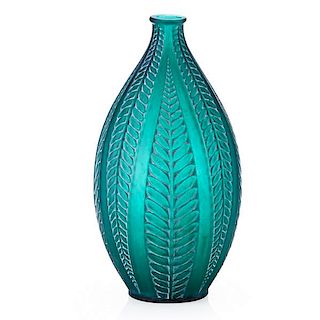 LALIQUE "Acacia" vase, green glass