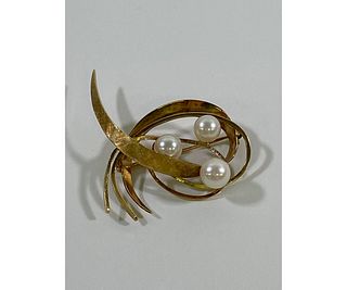 14kt Gold Ladies Pin with Pearls