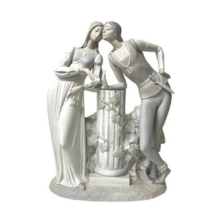 Lladro Romeo and Juliet Sculpture