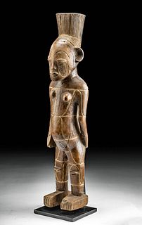 Rare Mid-20th C. African Mangbetu Wood Female Figure
