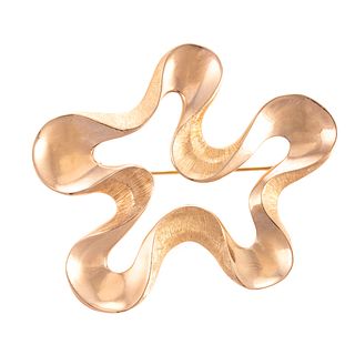 A Freeform Textured Pin in 14K