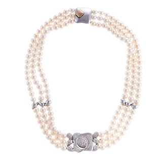 La Nouvelle Bague Pearl & Diamond Necklace in 18K