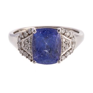 A 14K Ring Featuring A Tanzanite with Appraisal