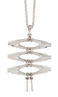 A NORWEGIAN SILVER PENDANT ON CHAIN, BY DAVID ANDERSEN, des