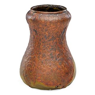 MERRIMAC Vase with drip glaze