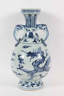 Chinese Blue-and-White Dragon Porcelain Vase