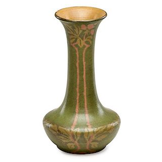 WALRATH Fine corseted vase with roses